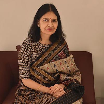 dr-monika-kharol